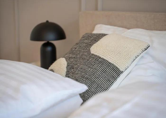 Josef's I Urban Living I Premium 02 *