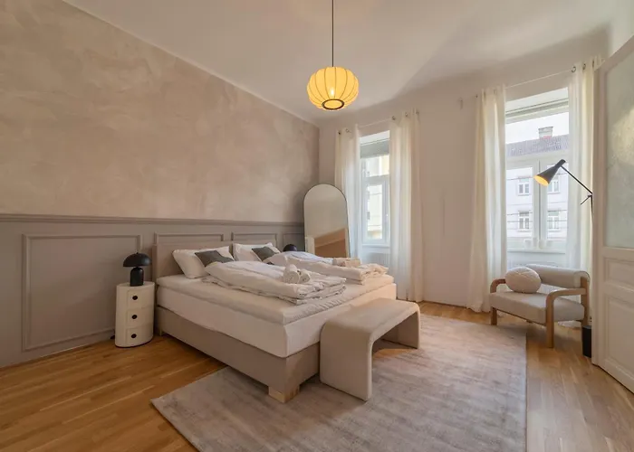 Josef's I Urban Living I Premium 02 *